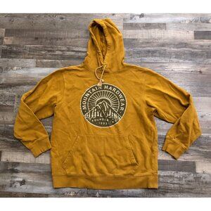 Mountain Hardware Sweatshirt Mens Medium Hoodie Gold Brown Pullover Outdoor